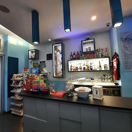 Arianna Acomodação com café da manhã Salerno Exterior foto