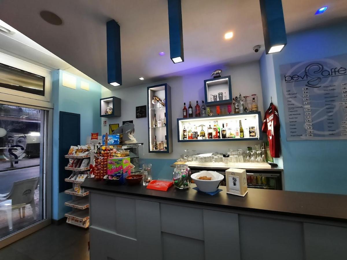 Arianna Acomodação com café da manhã Salerno Exterior foto